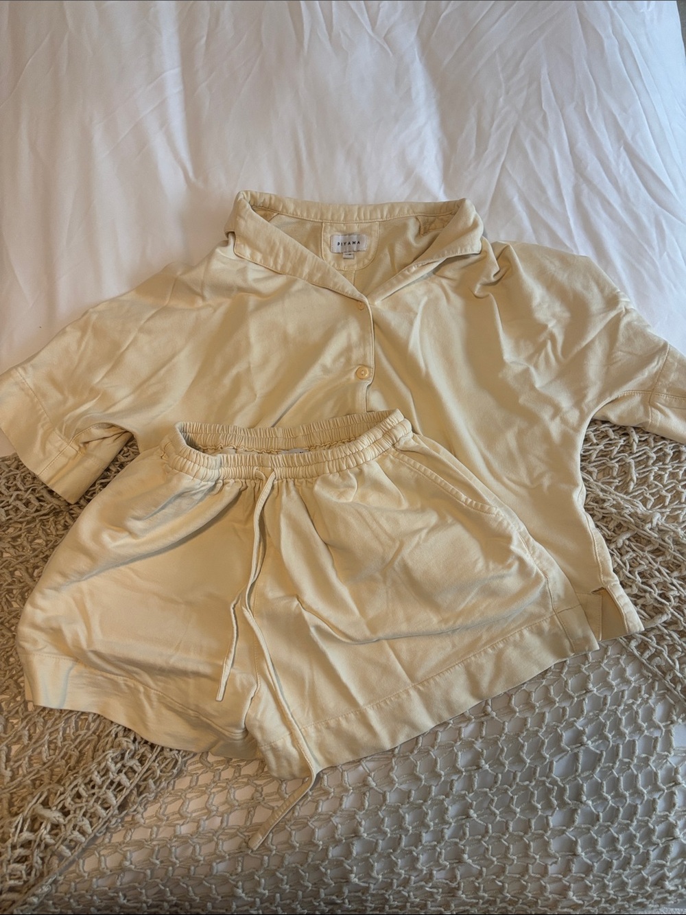 Cozy Cream/yellow Two-Piece Lounge Set